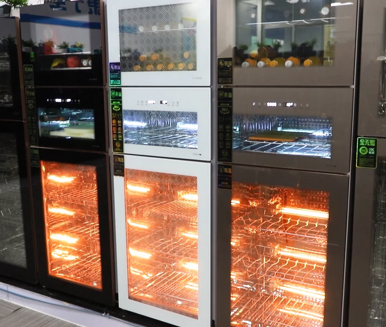 Outdoor Wine Cooler Single-zone Wine Cabinet Commercial Bottle Cooler Refrigerator Temperature Control Cellar