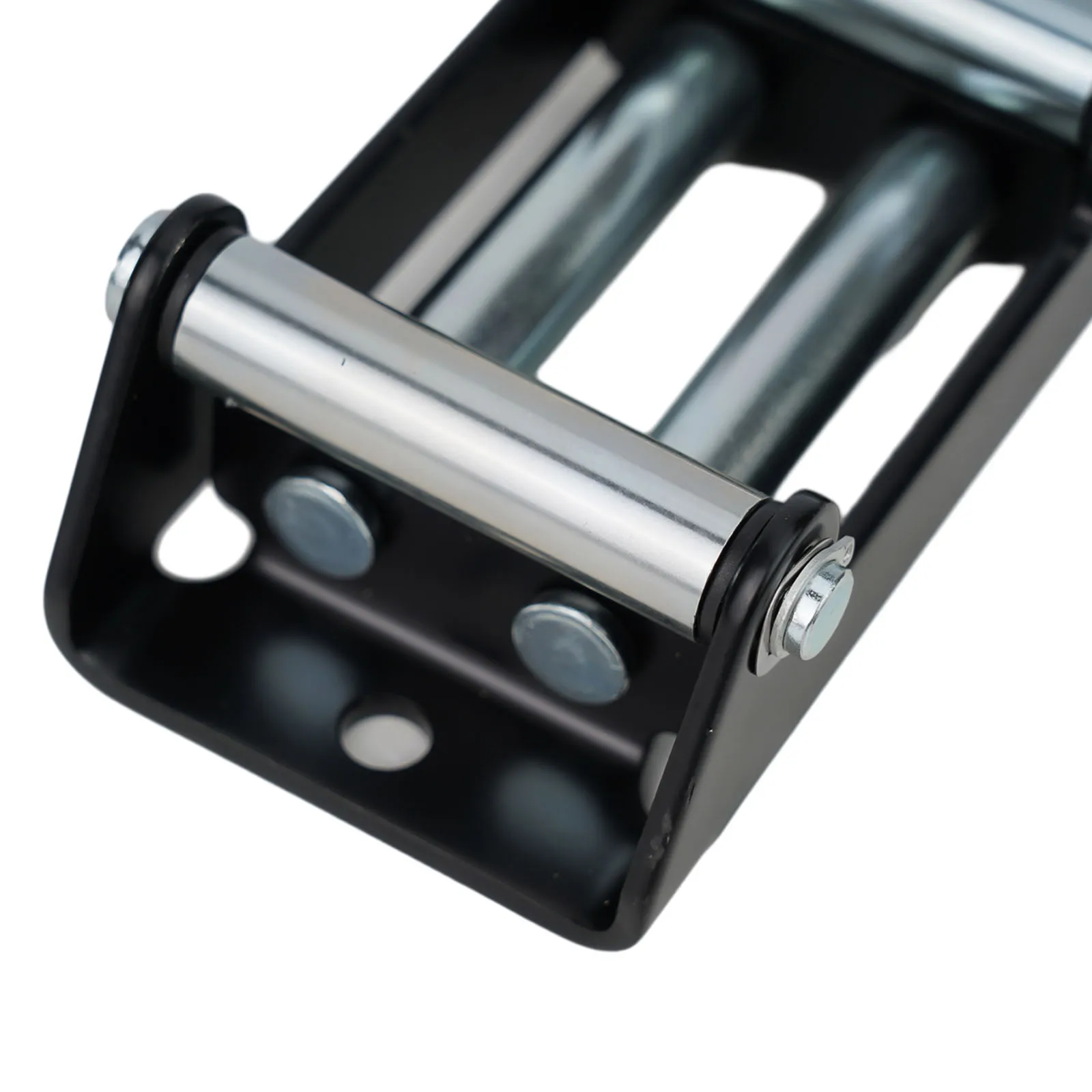 

Premium Roller Fairlead for ATV UTV Winches Composite Bushings Smooth Operation at Extreme Angles Ensures Cable Protection