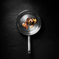 Collection Stainless Steel 8 Piece Set with Metal Lids 2