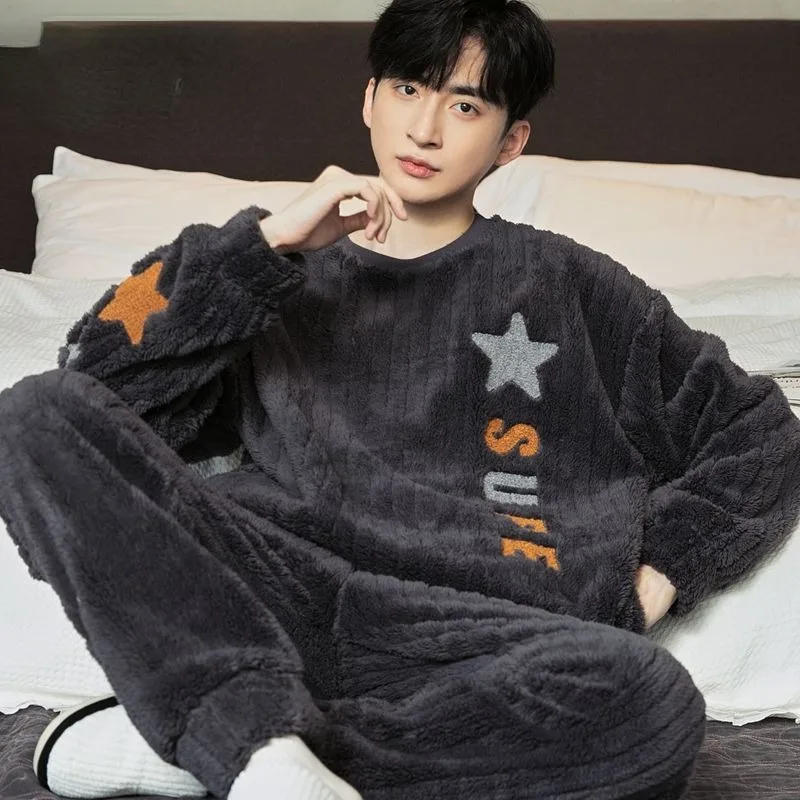 2024 New Pajamas Men's Autumn Winter Loungewear Coral Plush Thickened Fleece Sleepwear Plus Size Warm Round Collar Homewear 2024 new autumn winter flannel pajamas women s plus size sleepwear thickened fleece warm loungewear set coral fleece homewear