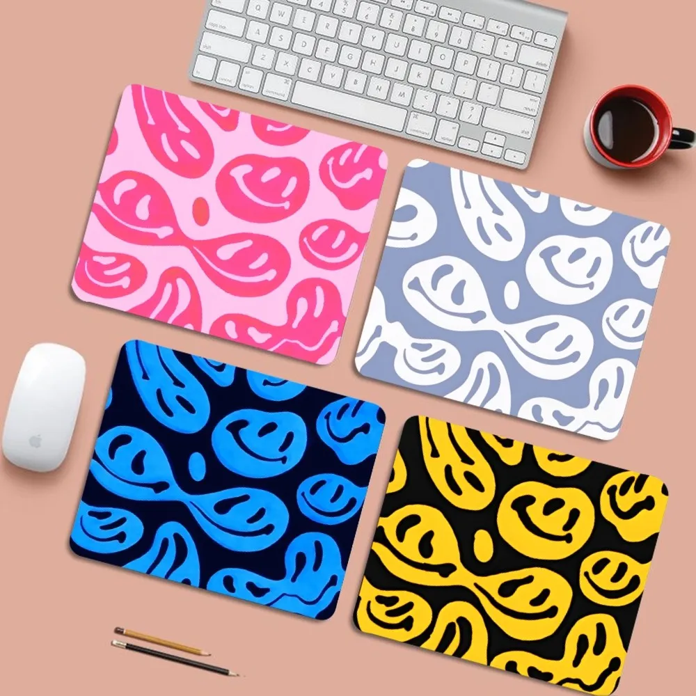 

S-Smiley H-Happy F-Face Mousepad 25x29cm Small Table Mat Student Mousepad Computer Keyboard Pad Games Pad Desk Mat for PC Gamer
