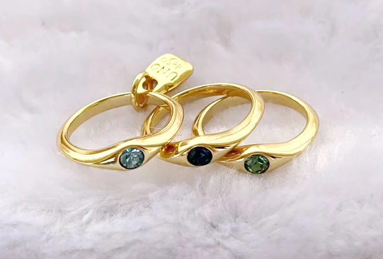 2023 New UNOde50 Fashion Silver Plated 925 Delicate Fashion Green Red Blue Gem Ring Women's Romantic Holiday Gift