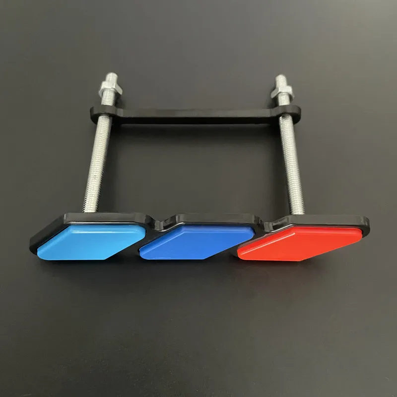 3 색 전면 그릴 배지 엠블럼 로고 도요타 타코마 툰드라 4 러너 TRD Highlande Rav4 CHR 스트립 공기 흡입구 자동차 액세서리