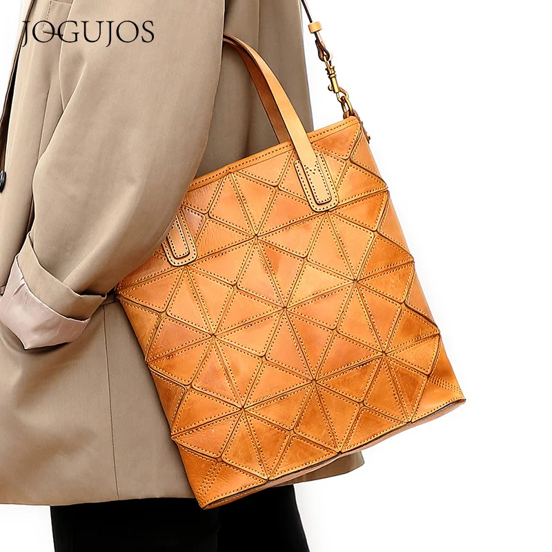 

Women's bag vegetable tanned leather European and American retro women's tote bag multi-functional shoulder bag first layer