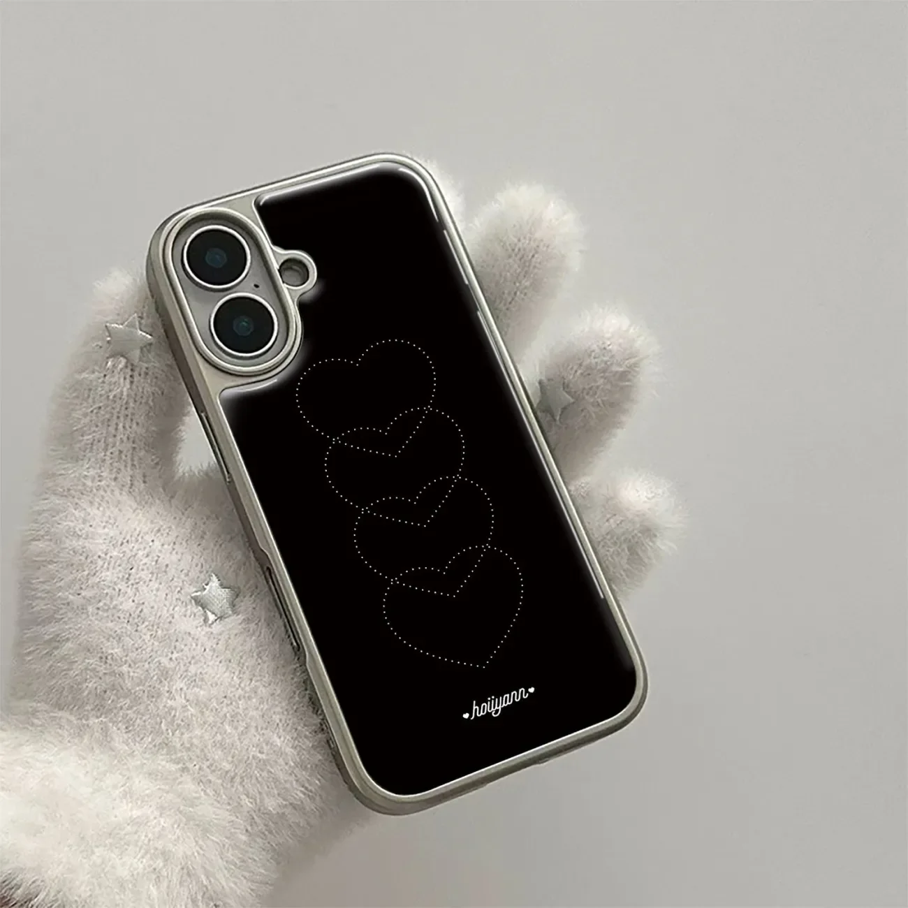 Black Background Heart Design Trendy Fashion Phone Case Cover