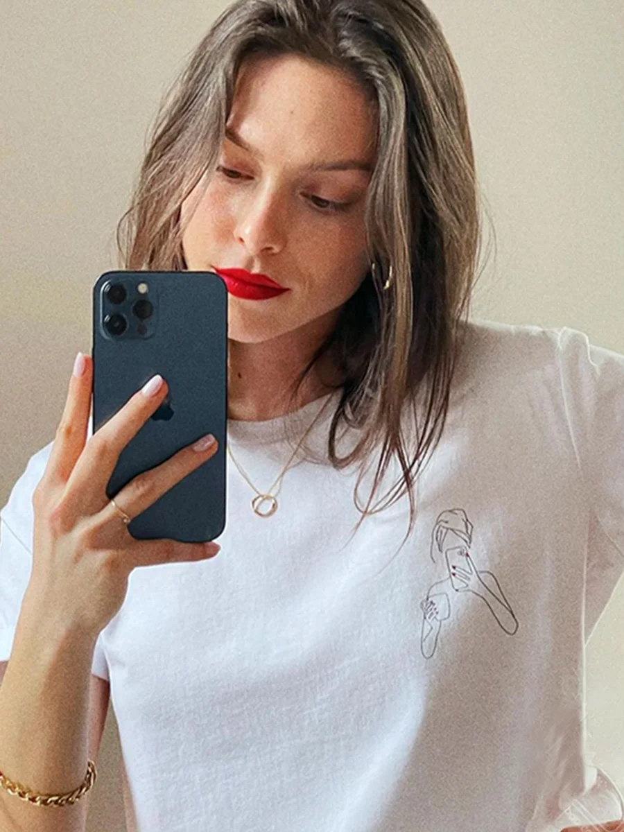 

Hand-painted Graphic T-shirt Woman Summer New Round Neck Short Sleeve French Simple Tee Shirt Lady Casual Fashion Tops Clothing
