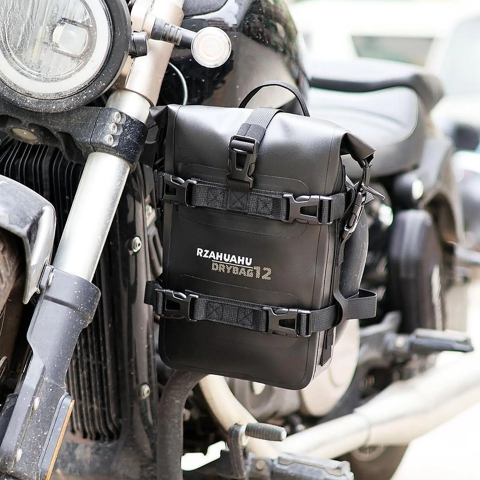 Motorcycle Luggage Bag 4L Motor Accessories Sissy Bar Bag Motorbike Side Bag Motorcycle Luggage Bag 4L Motor Accessories Sissy Bar Bag Motorbike Side Bag