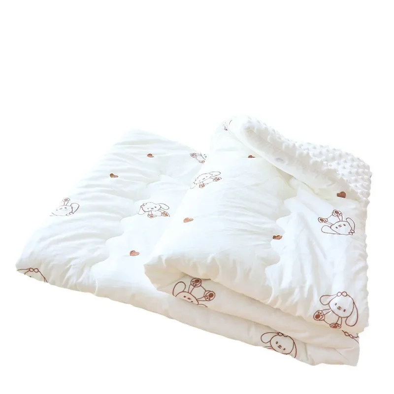 Baby Quilt 0-6 Months Newborn Children Special Small Quilt Spring Autumn Winter Style Initial Baby Four Seasons Universal