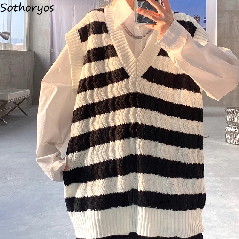 

Striped Sweater Vests Women StylishBoyfriend Unisex Couple Knitted Trendy Students Retro Soft Leisure All-match Females Newest