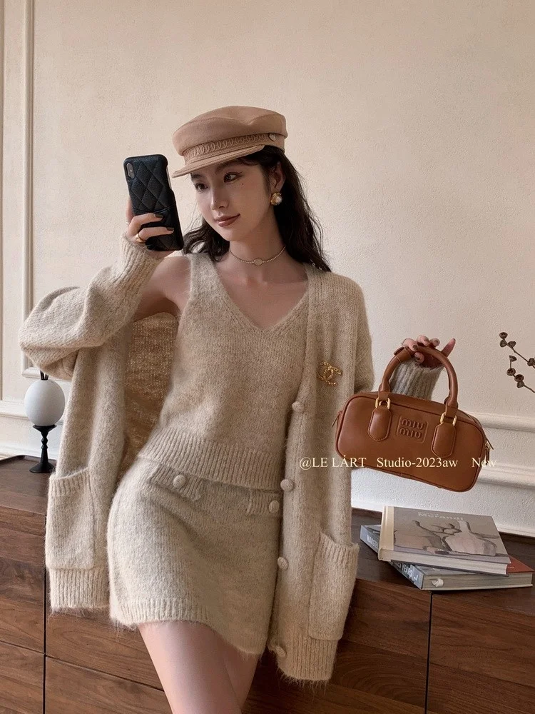 Lelart ܿ    ѿ V-neck   㸮 ý ĿƮ, 3 ǽ Ʈ