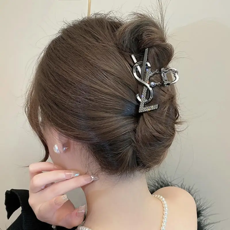Hair Accessories Luxury Brand For Women Fashion Elegant Hairgrips Large Hair Claw Clips Girls Hairpins Korean Style