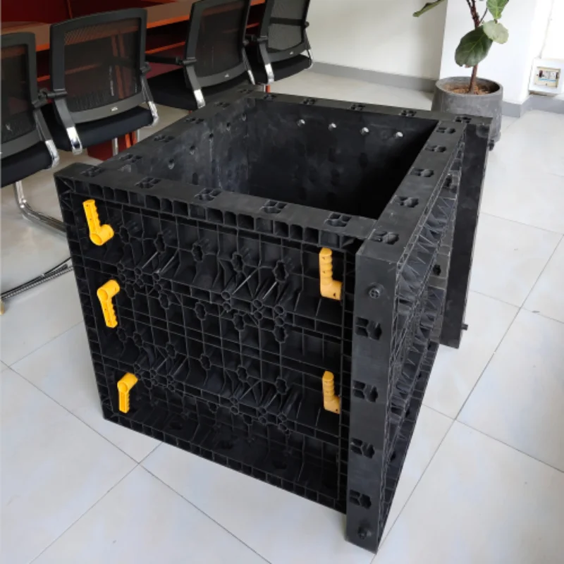 

Plastic adjustable square column formwork for concrete