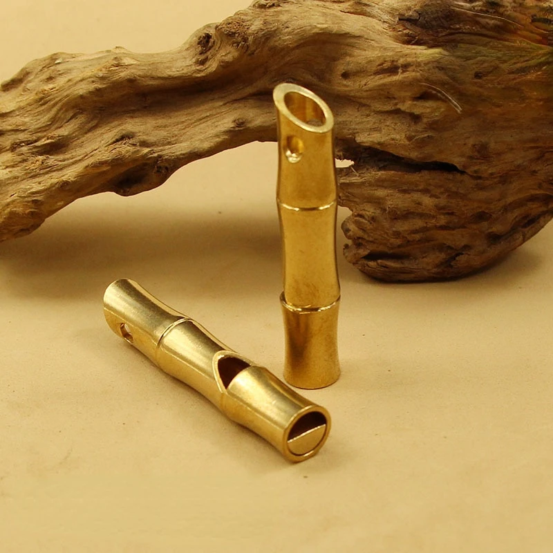 Brass Keychain Pure Copper Handmade Retro Personality Whistle Pendant Children's Outdoor Survival Training Camp Whistle