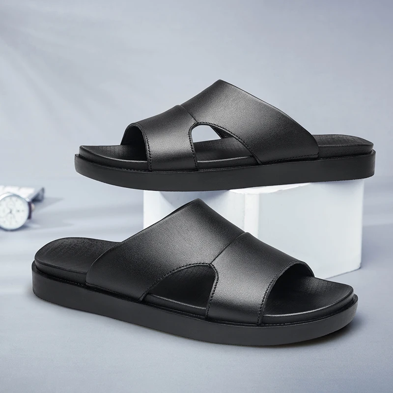 

2022 new Mens Slippers High Quality leather Soft Breathable Fashion Summer Beach Casual Outside Sandals slides Flats for men