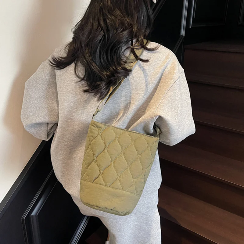 Grid Crossbody Bag  Adjustable Straps Zipper Closure Shoulder Bag for Women Outdoor Travel Commuting Bucket Bag