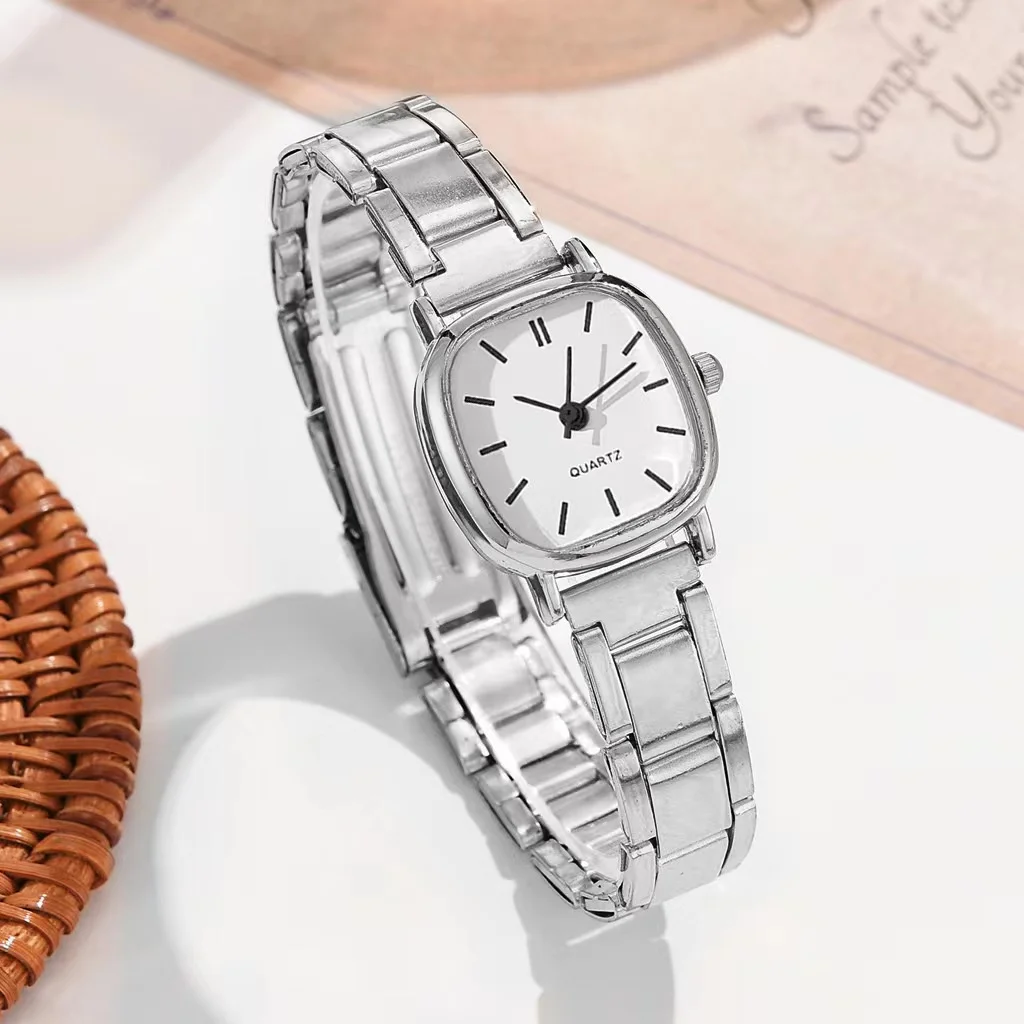 Women Fashion  Scale Digital Watch Quartz Steel Band Watches 3
