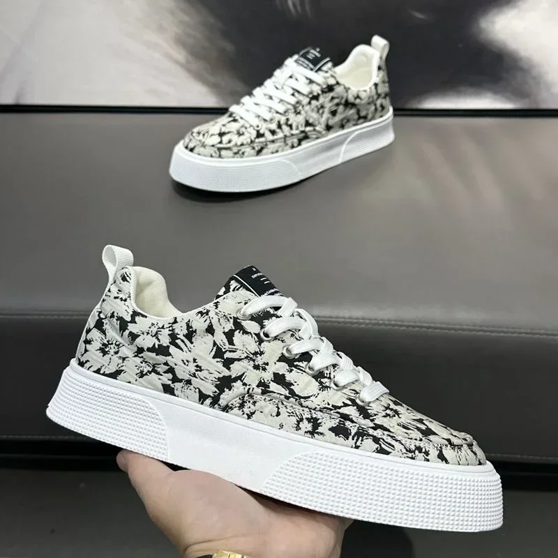

Men's shoes 2024 Comfortable and breathable canvas shoes thick soled board shoes versatile fashionable and elevated casual shoes