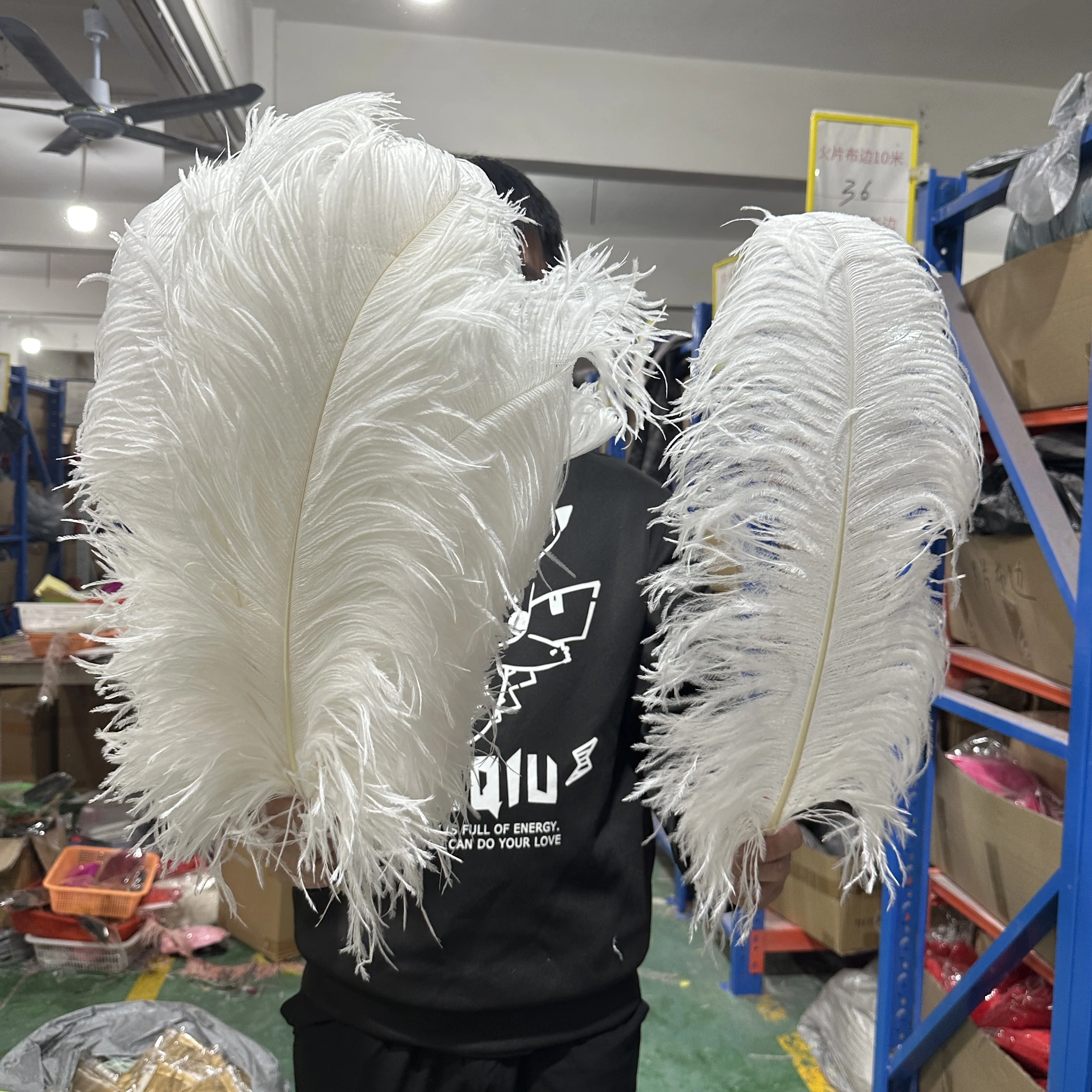 10Pcs White Ostrich Feathers 15 70cm Perfect Party Wedding Home Decor Natural Feathers Table Centerpieces Craft Decorations craft feathers natural feathers ostrich feathers