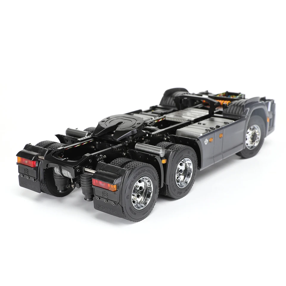 作成品 オーランドハンター 1:32 トラック　ラジコン フルセット 作成品 オーランドハンター 1:32 トラック ラジコン フルセット