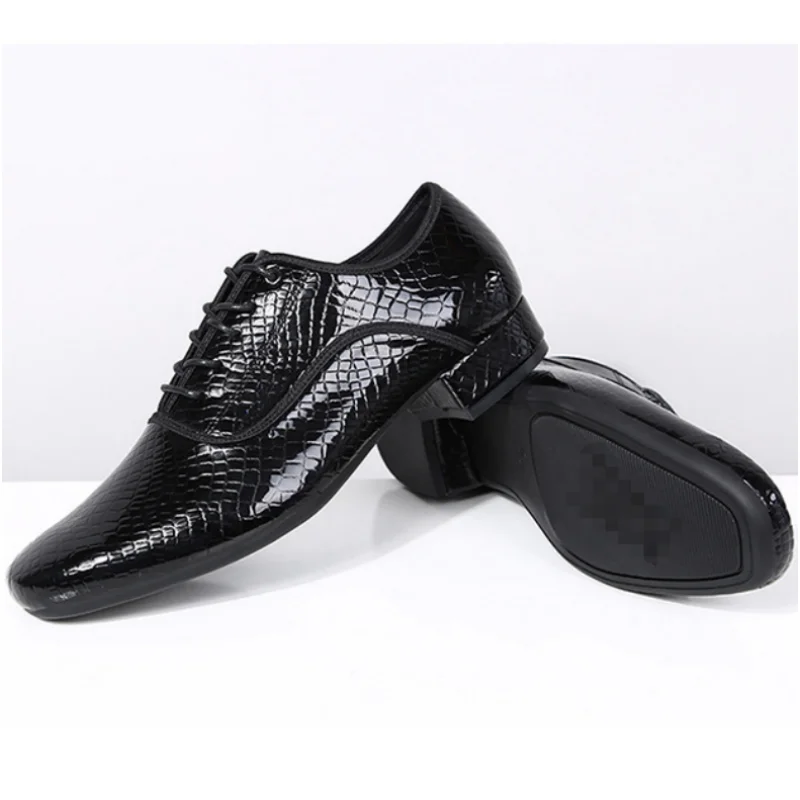 Classic Fashion 3CM Low Heel Latin Dance Shoes Men Black Professional Ballroom/Outdoor Salsa Shoes Patent Leather Plus Size 5