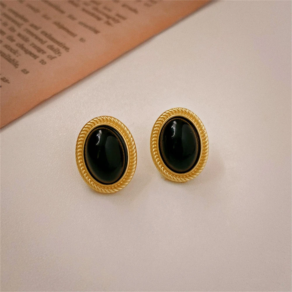 ☆人気☆【VINTAGE HOLLYWOOD】☆Black Oval Stone Earring.s☆ 2024 New Retro Gold Color Metal Line Black Oval Shaped Stud