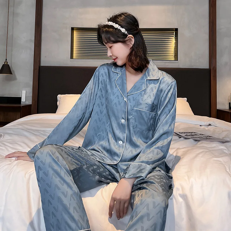 

Lapel Nightgown Women 2PCS Pajamas Set Button-down Sleepwear With Pants Casual Leopard Pyjamas Nightwear Satin Rayon Loungewear