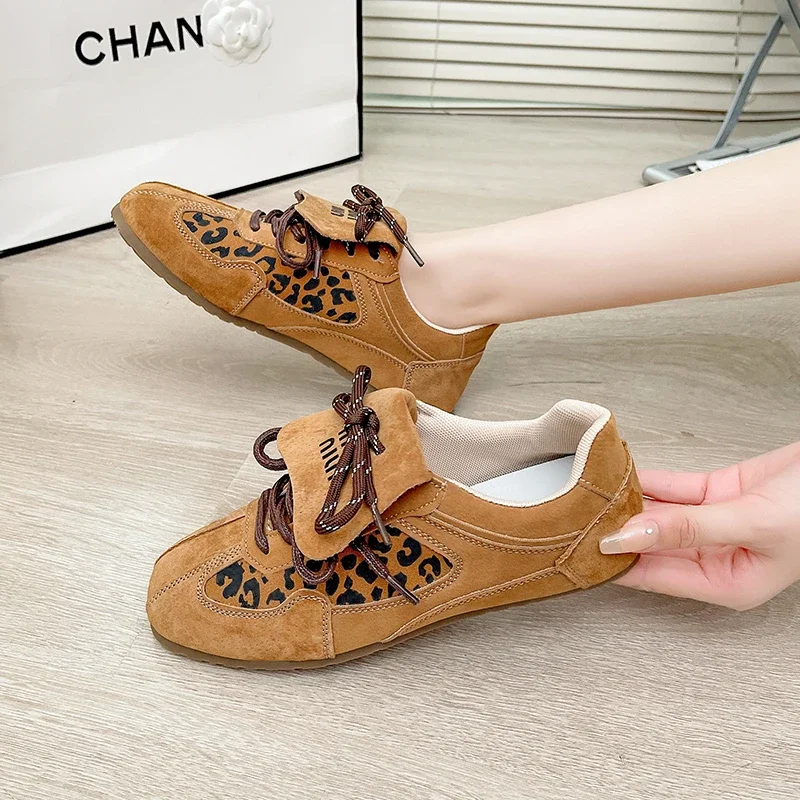 Women Sneakers 2024  Spring And Autumn New   Retro Leopard Print German Training Shoes Women Contrast Flat Casual Shoes Women 4
