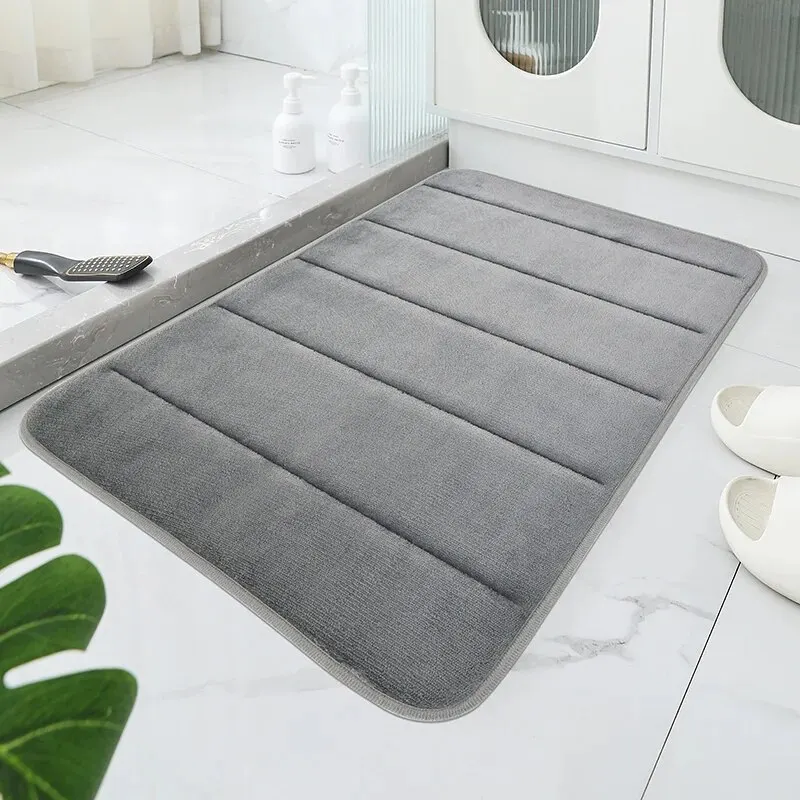 Plush Coral Velvet Anti-Skid Bathroom Mat - Quick Absorption, Machine Washable, Soft & Comfortable