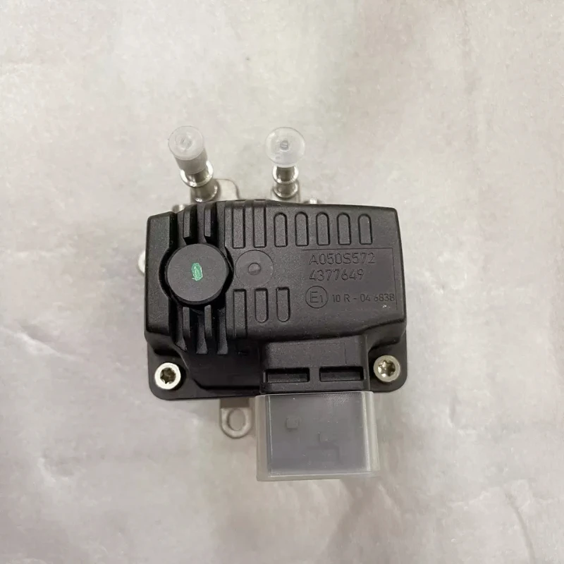 4377649 for Cummins engine aftertreatment urea injector nozzle 4377649