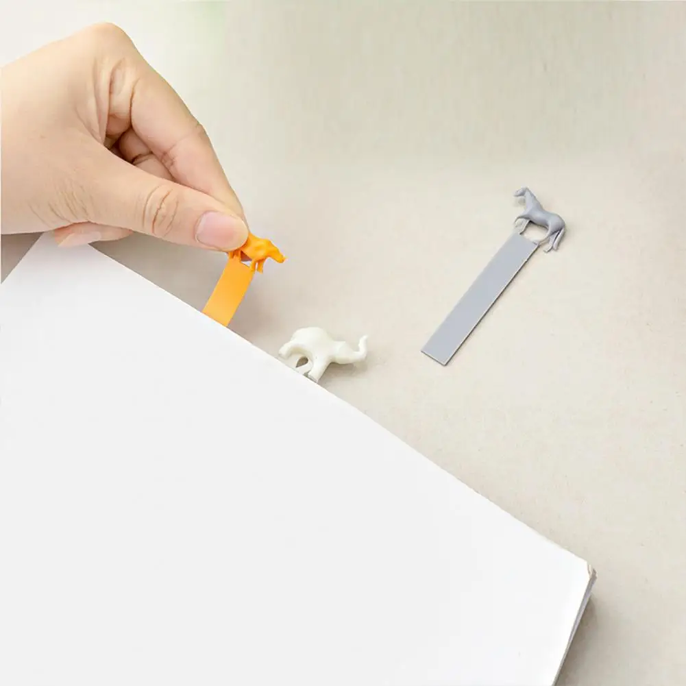 Animal Shaped Bookmark Cute Rubber Book Paging Markers Fun Animal Bookmarks for Kids Students Portable Reading Progress Locator
