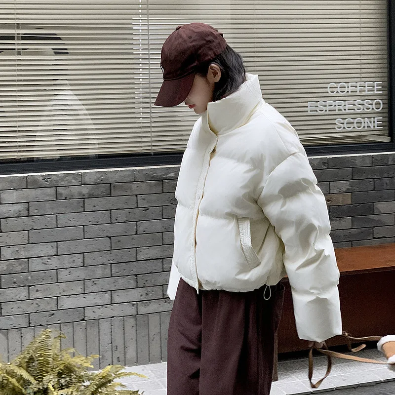 Рисунок 3 - Зимние укороченные парки из искусственной кожи