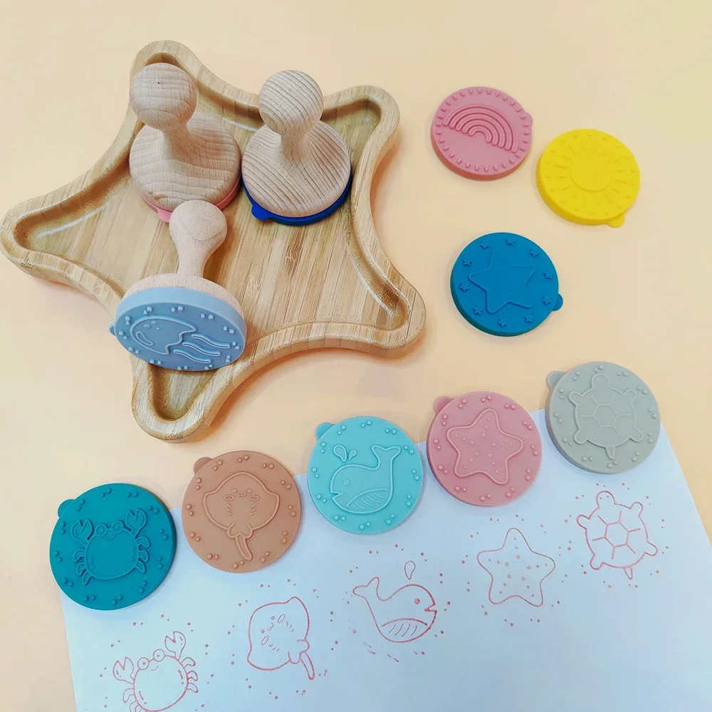 Children's Toy Environmental Cartoon Handle Round Wooden Silicone Stamp For Kids