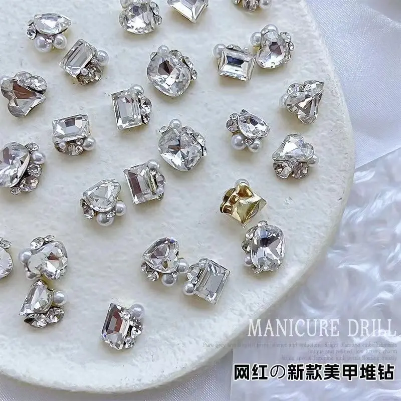 10pcs 럭셔리 투명 다이아몬드 반짝이 장식 플래시 라인 석 유리 보석 돌 3D 매력 크리스탈 네일 부품 용품
