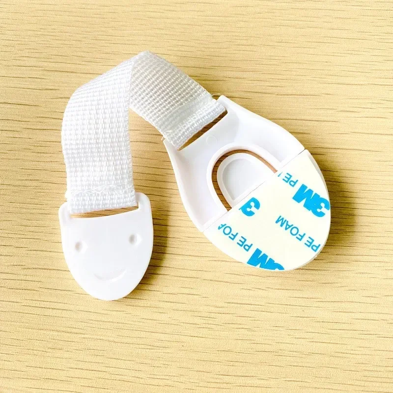 Chiudi Cassetti Bambini Blocca Cassetti Per Bambini - 2 Pezzi | Sicurezza Per Frigoriferi, Armadi E Elettrodomestici | Adesivo Forte Chiudi Sportelli Per Bambini - Foto 6