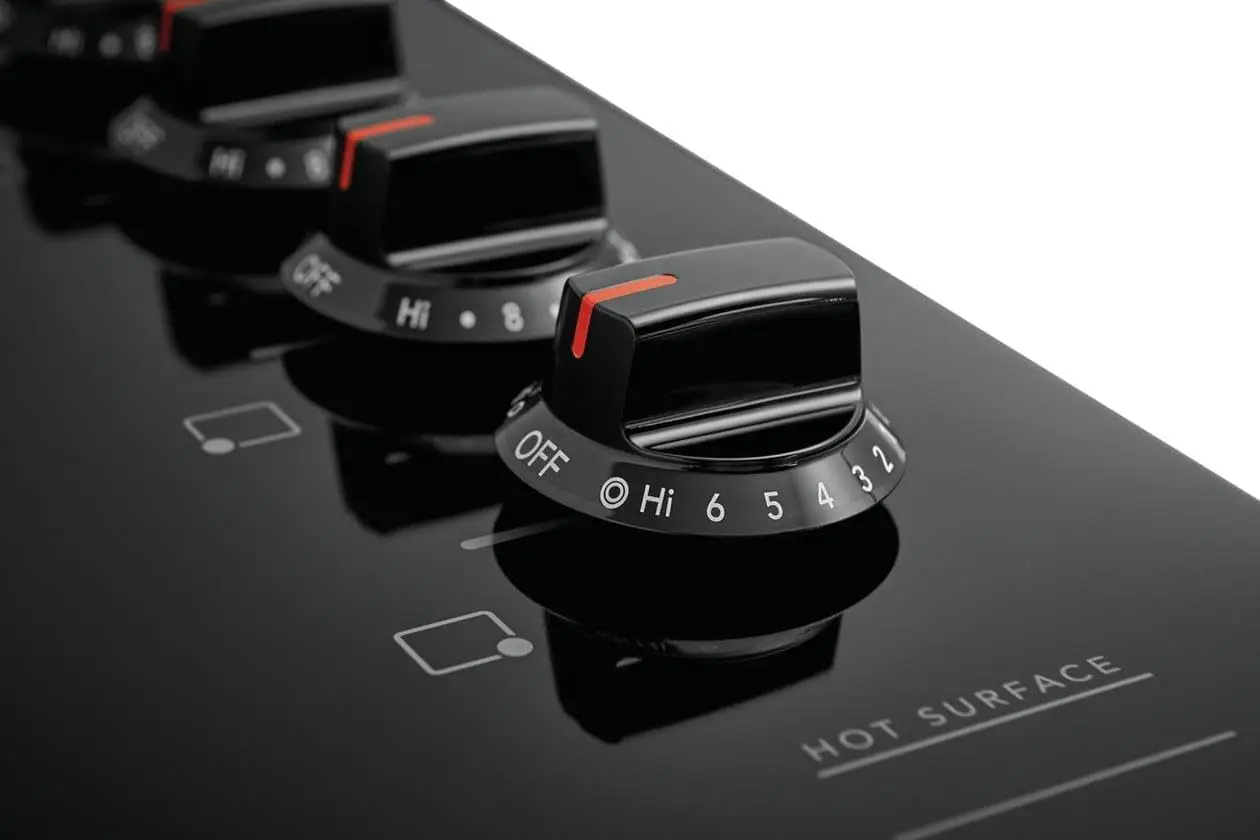 FFEC3025UB 30 Inch Electric Smoothtop Style Cooktop with 4 Elements in Black 3