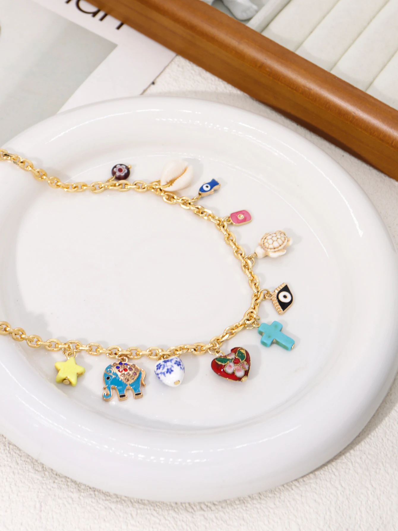 New Shell Imitation Pearl Ceramic Tulip Key Pendant Necklace for Women Simple Women's Clavicle Chain Jewelry Gifts - Image 2