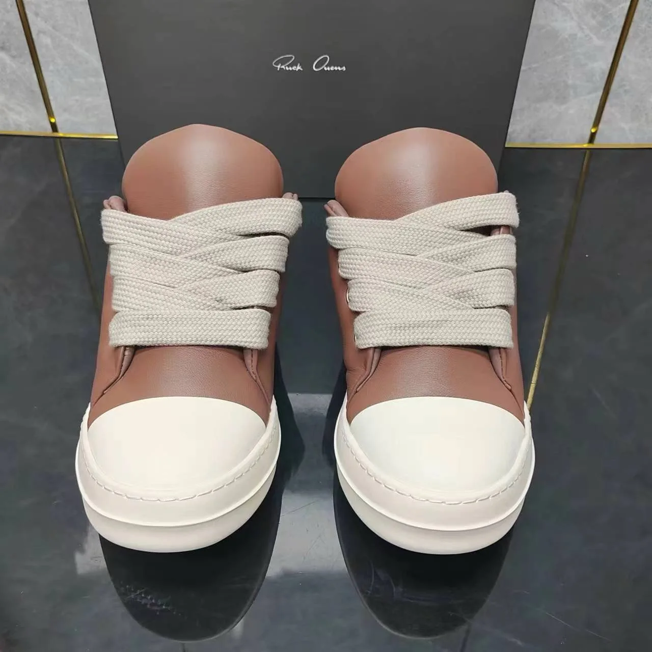 Ricks shoes coffee bread shoes low-cut casual owens shoes super soft lambskin student shoes simple and versatile. 2