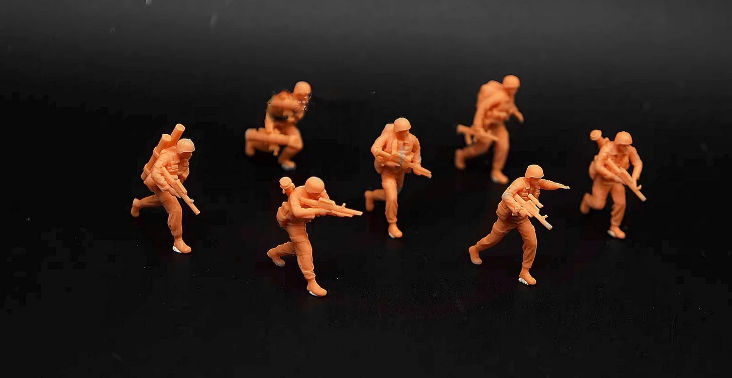 

Неокрашенная 1/72 Современная полилактидная атака осанка для нападения высокоточные 3D солдаты