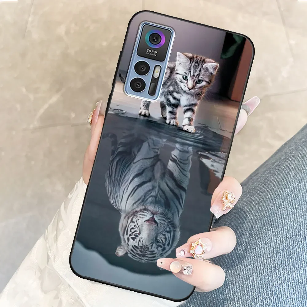 Chic TPU Soft Silicone Cartoon Phone Case - Cute & Fashionable Cover
