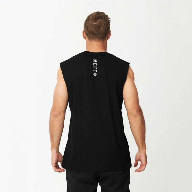 Рисунок 5 - Мужская одежда для спортзала