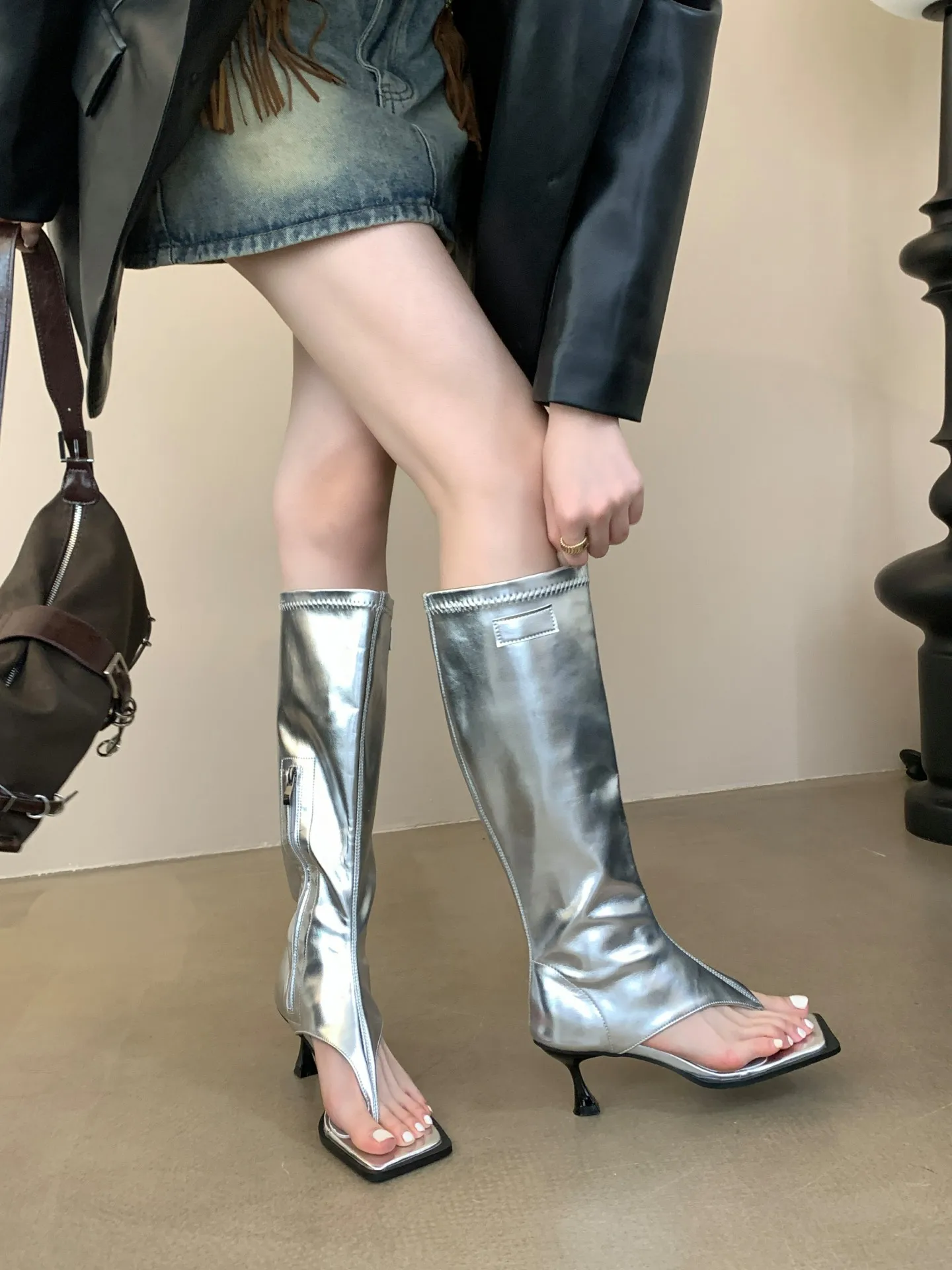 Aneikeh 2025 Sexy PU Square Head Clip Toe Sandals Boots Women's Thin Heel Side Zipper Sewing Chelsea Knee High Boots Party Ball
