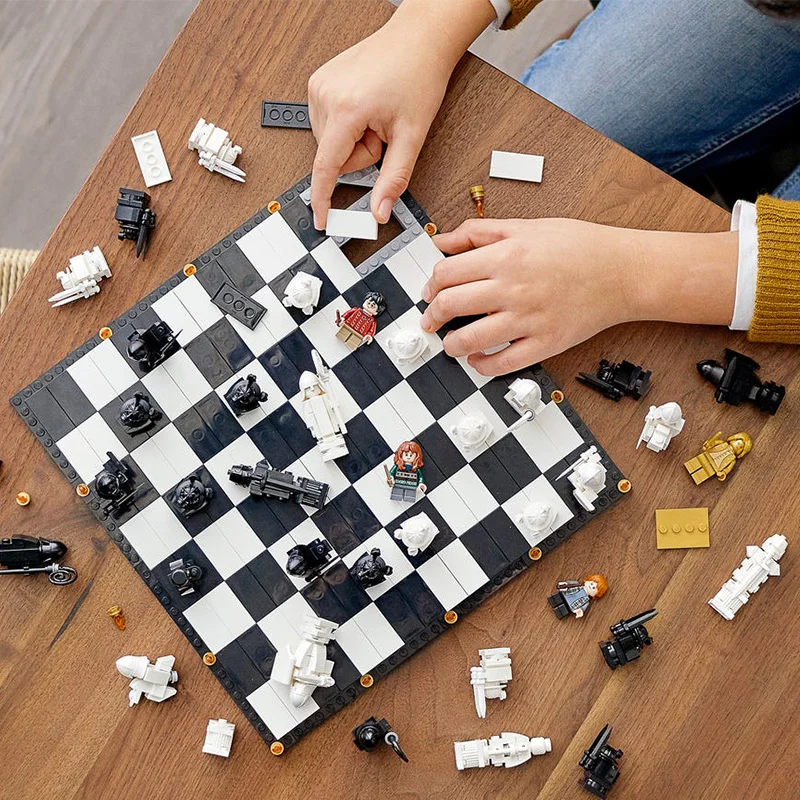 LEGO® Iconic Chess Set 40174 | Other | Buy online at the Official LEGO®  Shop US