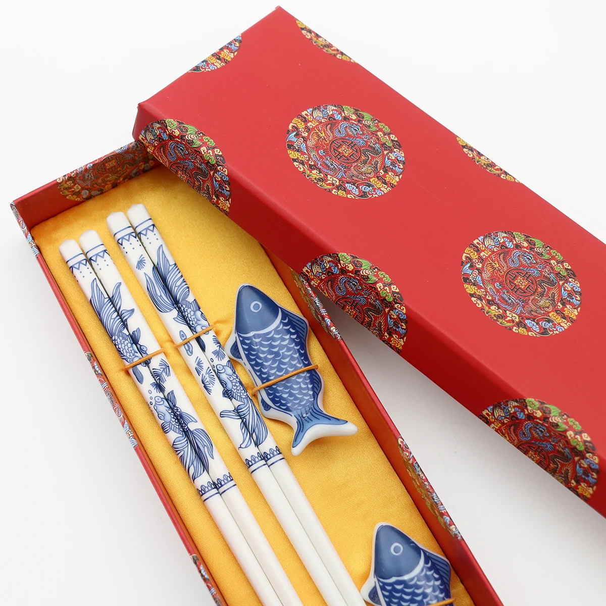 Chinese Style Jingdezhen Blue And White Ceramic Chopsticks Gift Box Souvenirs Sushi Sticks Wooden Chopsticks Beautiful Tableware