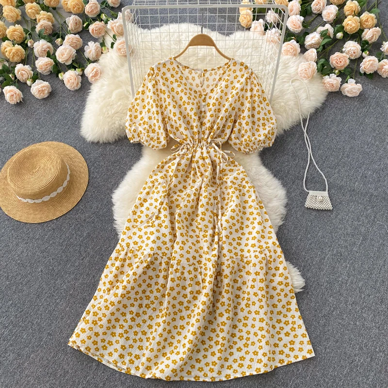 

French Long Dress Retro Waist Purple Dress Women's Spring 2022 New Style Bubble Sleeve Temperament V-neck Platycodon Dress