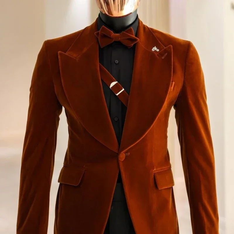 Smoking Velvet Jacket For Men 1 Pc Peaked Lapel Mal Suit Blazer Prom Party Slim Fit Wedding Groom Coat 2