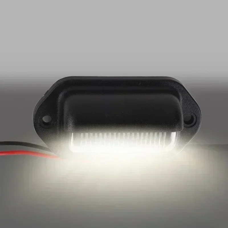 รูปสินค้า ป้ายทะเบียน LED 6 ดวง สำหรับรถยนต์และรถบรรทุก