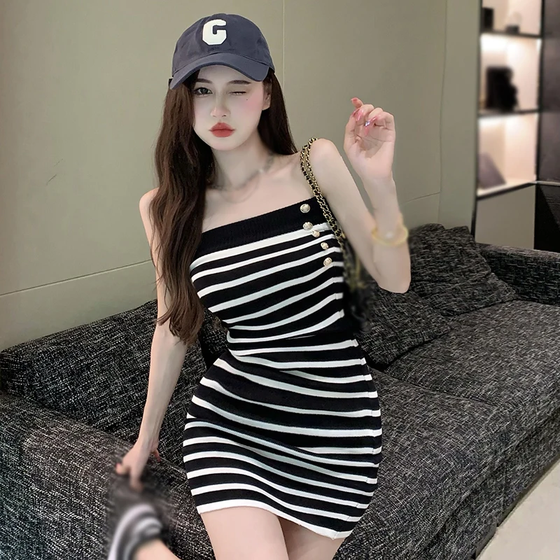 

Spring Summer Women's Strapless Dress Contrasting Stripe Knitted Sleeveless Sexy Slim Fit Hip Wrap All-match Hotgirl Streetwear