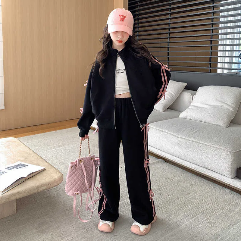 بيست واي طقم ملابس رياضية للأولاد