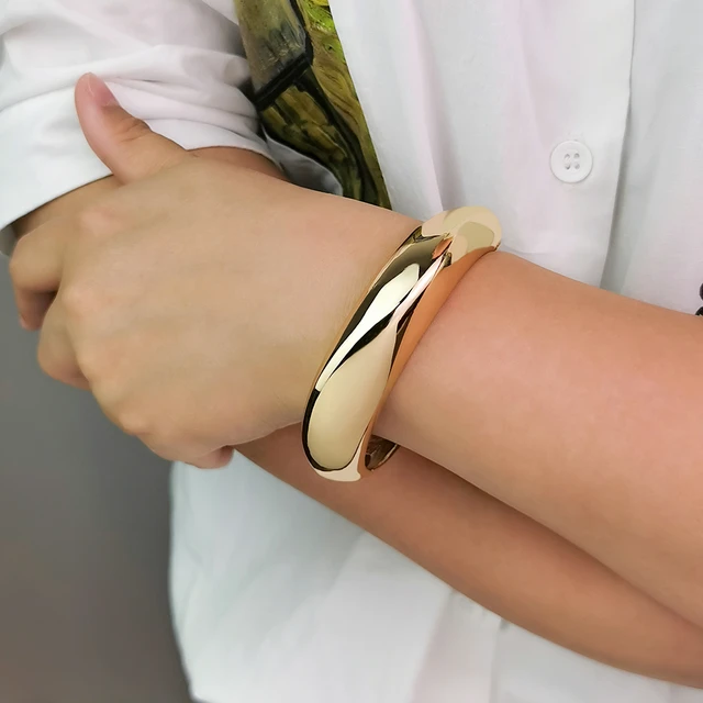 manchette cuff bracelet