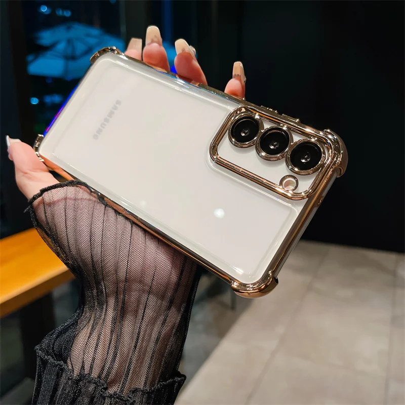 Versatile Smartphone Case with Built-in Camera Lens Protector